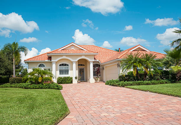 Best Decorative Driveway Pavers  in Lewistown, IL